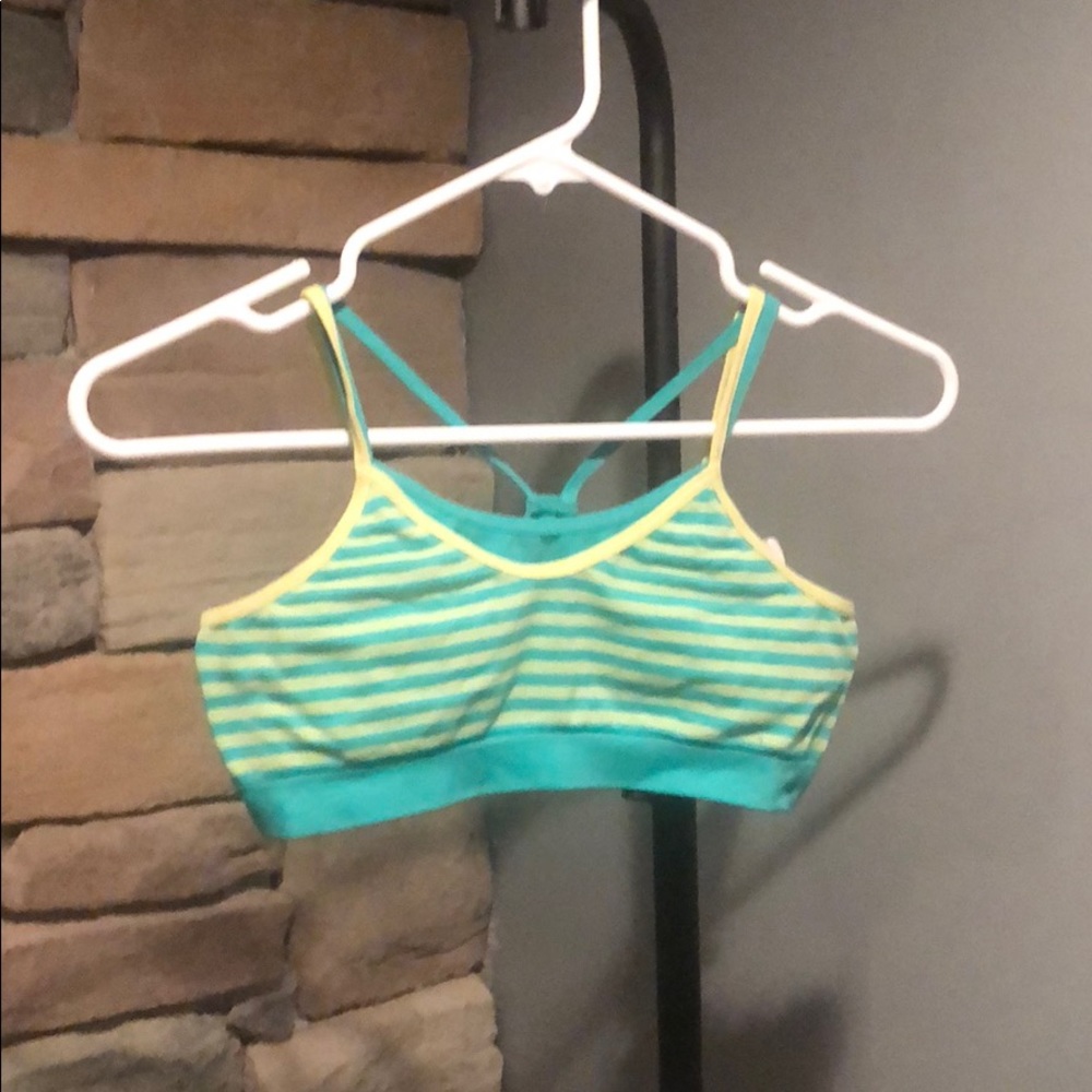 Sports bra